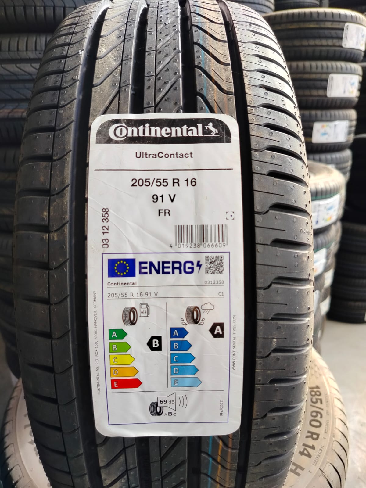 205/55 R16 91V ULTRACONTACT CONTİNENTAL (ÜRETİM TARİHİ 2025 )